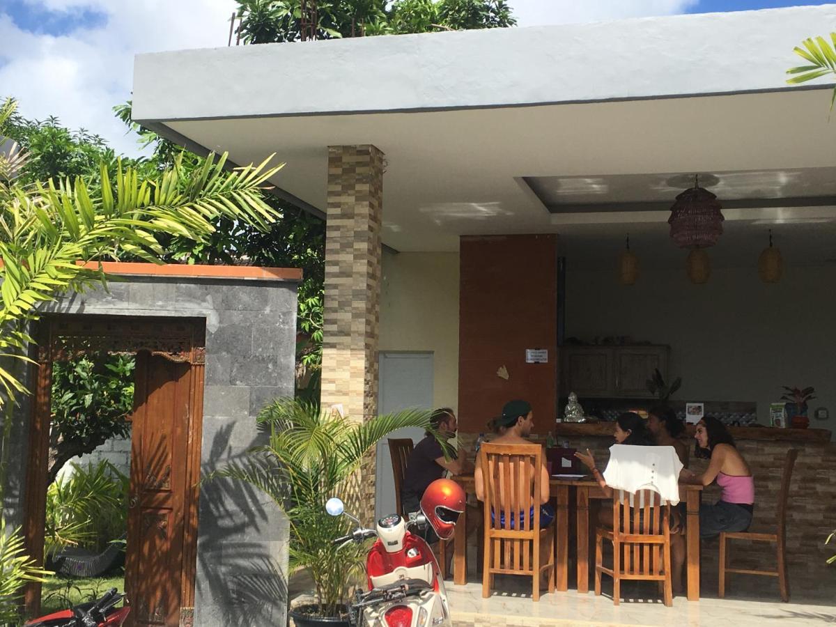 Arjuna Uluwatu Guest House מראה חיצוני תמונה