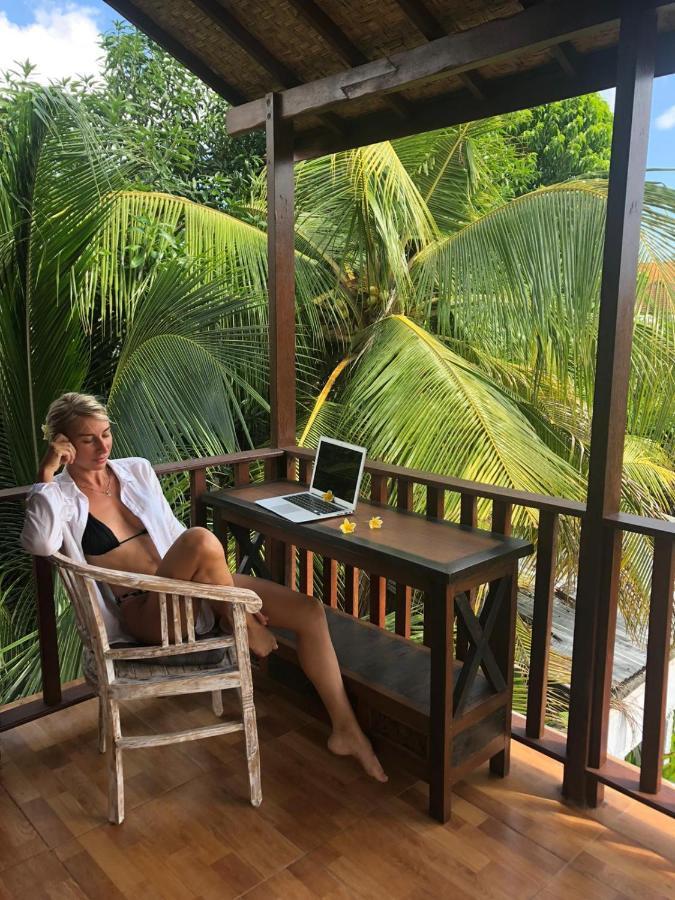 Arjuna Uluwatu Guest House מראה חיצוני תמונה