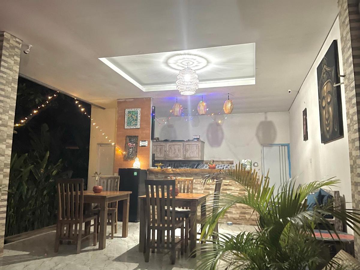 Arjuna Uluwatu Guest House מראה חיצוני תמונה
