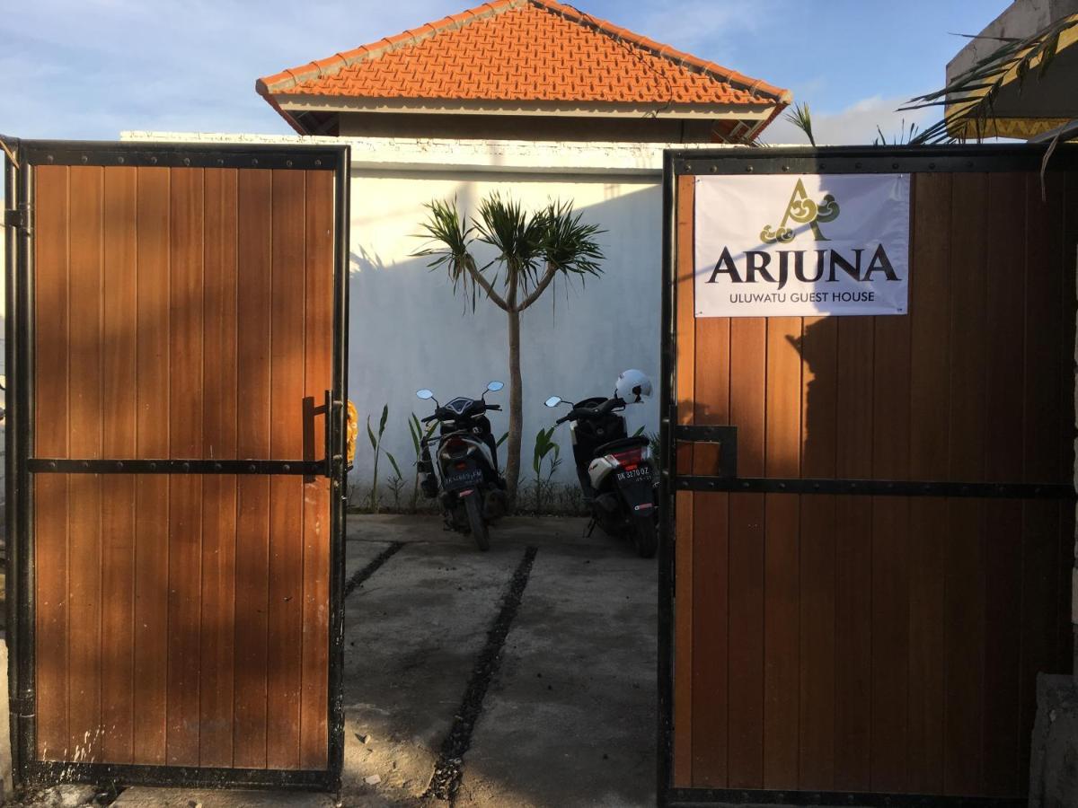 Arjuna Uluwatu Guest House מראה חיצוני תמונה